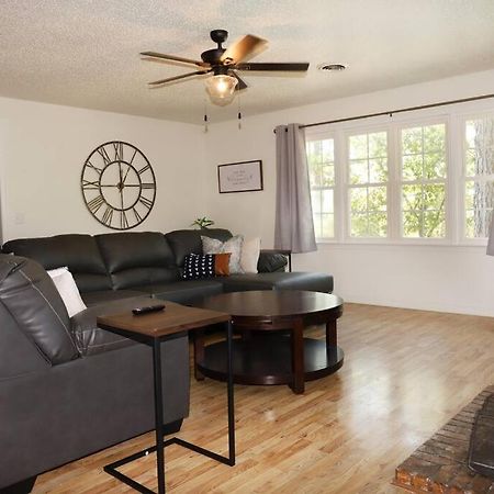 3 Bedroom Vacation Home Next To Silver Dollar City Branson Exterior photo
